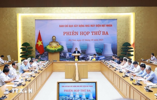 Phiên họp thứ ba Ban Chỉ đạo xây dựng nhà máy điện hạt nhân. Ảnh: Dương Giang/TTXVN.