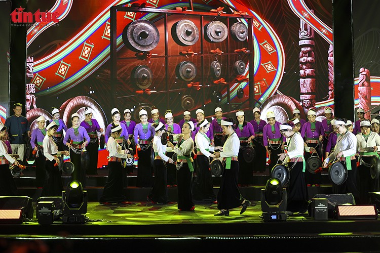 Nghệ nhân Mường lan tỏa văn hóa truyền thống tại Thủ đô