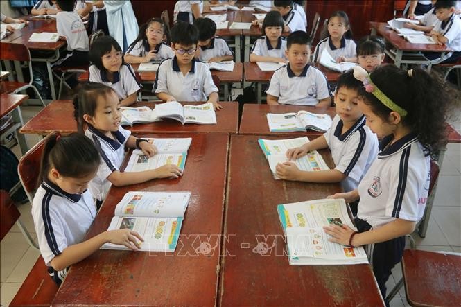 Học sinh ở Đồng Nai thực hiện bài tập nhóm với nhiều cách làm đổi mới, sáng tạo.