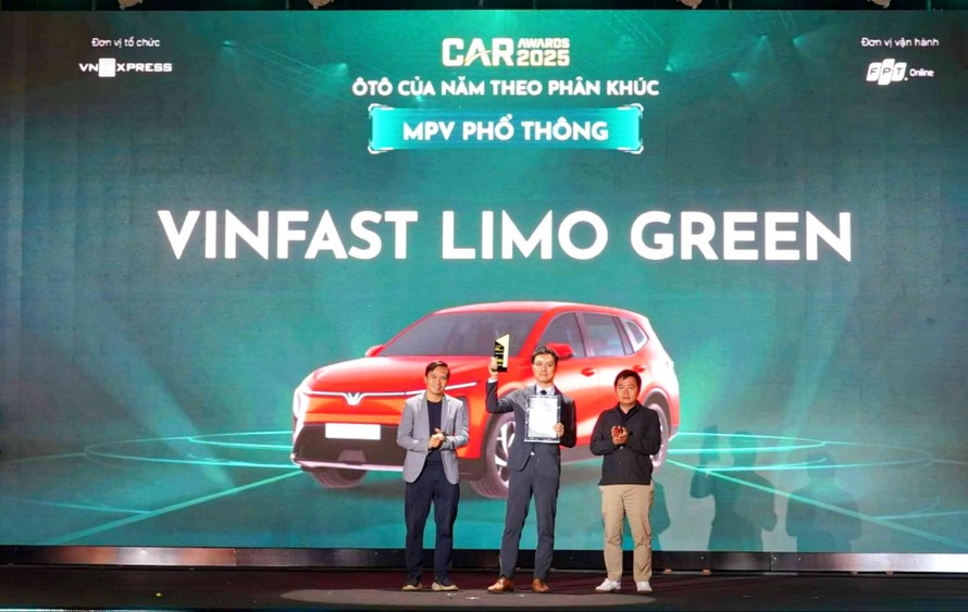 VinFast Limo Green được vinh danh tại Lễ trao giải Car Awards 2025
