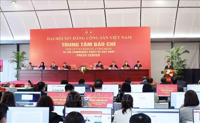 Thường trực Ban Bí thư Trần Cẩm Tú phát biểu tại Họp báo quốc tế về Đại hội XIV của Đảng. Ảnh: Phương Hoa/TTXVN.