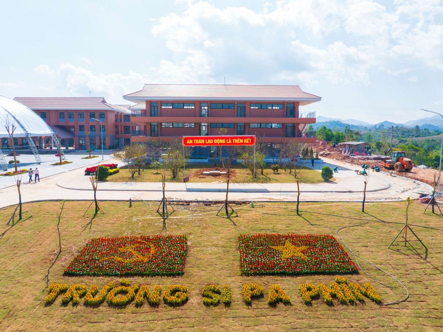 Cận cảnh phòng học “5 sao” tại trường liên cấp chuẩn quốc tế đầu tiên vùng biên giới Điện Biên