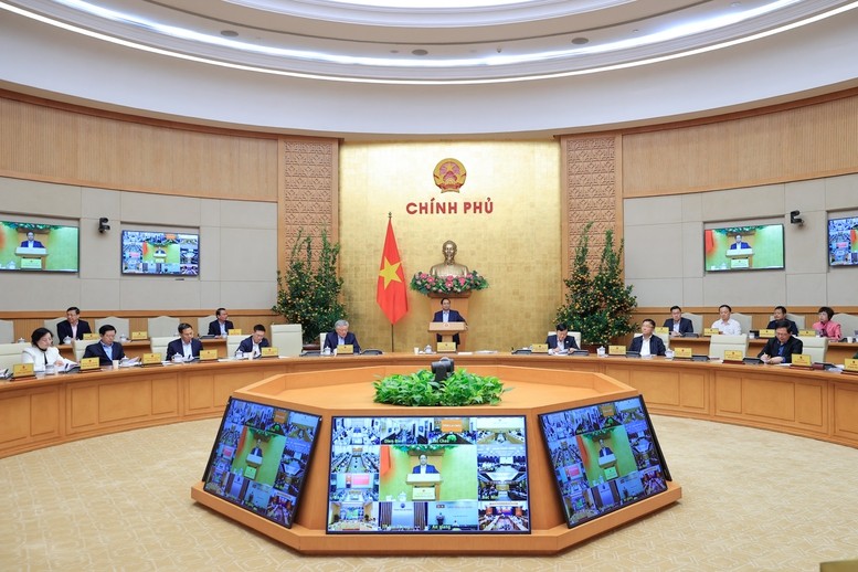 Thủ tướng nhấn mạnh, kiên định mục tiêu thúc đẩy tăng trưởng từ 10% trở lên, giữ vững ổn định kinh tế vĩ mô, kiểm soát lạm phát và bảo đảm các cân đối lớn của nền kinh tế. Ảnh: VGP/Nhật Bắc.