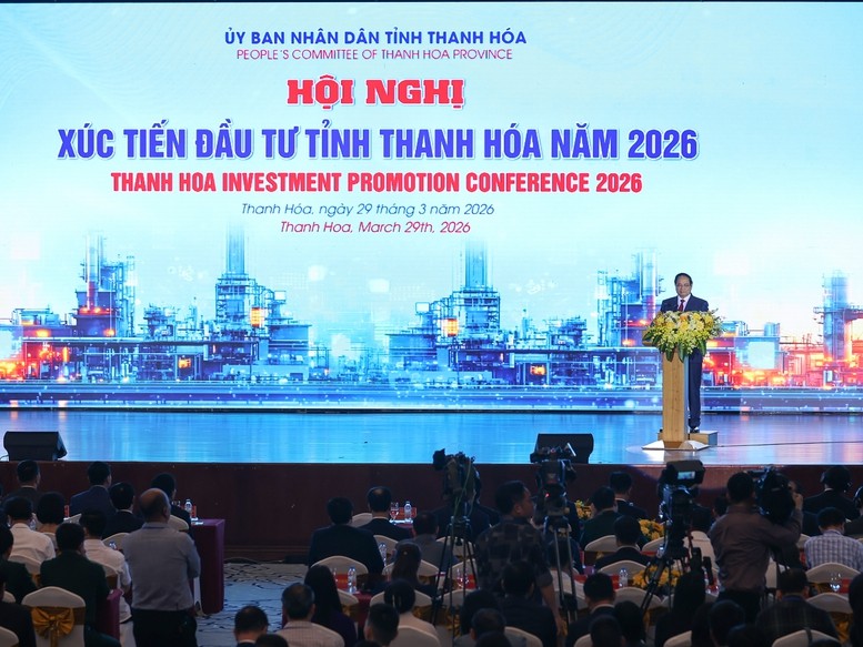 Thủ tướng khẳng định Thanh Hóa có nhiều tiềm năng khác biệt, cơ hội nổi trội, lợi thế cạnh tranh, đã đạt được nhiều kết quả quan trọng nhưng cũng còn nhiều khó khăn. Ảnh: VGP/Nhật Bắc.