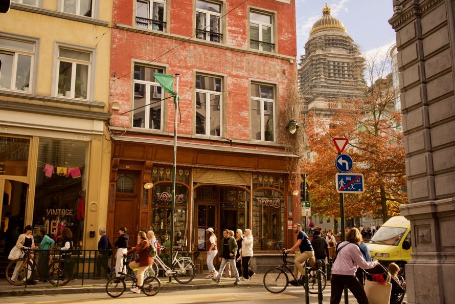 Marolles: Ngôi làng đa văn hóa và thánh địa đồ cổ giữa Brussels