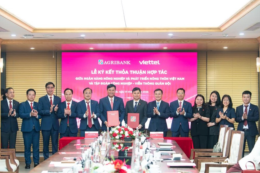 Viettel ký hợp tác toàn diện với Agribank, thúc đẩy chuyển đổi số và phát triển dịch vụ tài chính