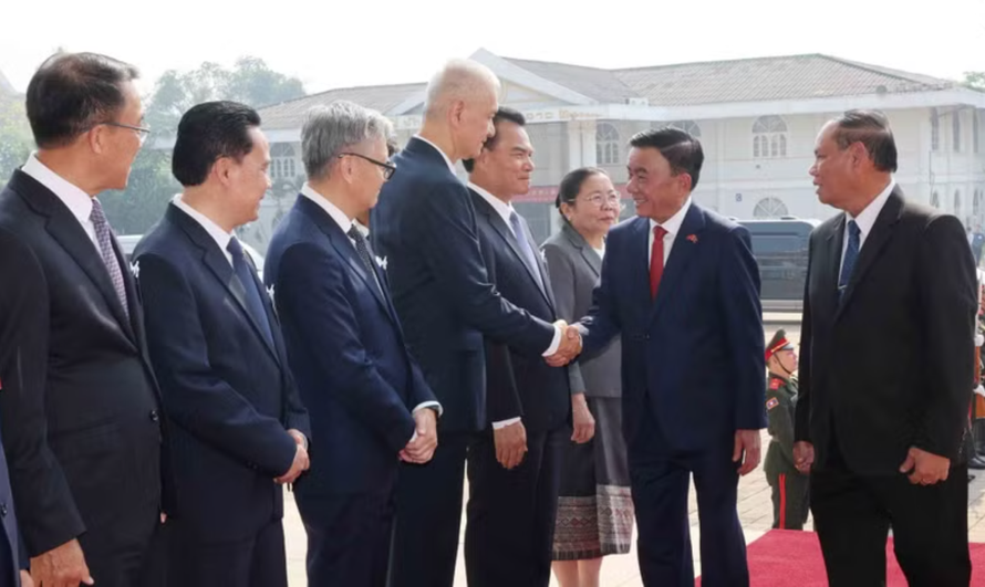 Lễ đón chính thức Thường trực Ban Bí thư Trần Cẩm Tú và Đoàn đại biểu cấp cao Việt Nam. 