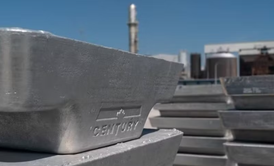 Nhôm chờ được vận chuyển tại công ty ở Kentucky, Mỹ.