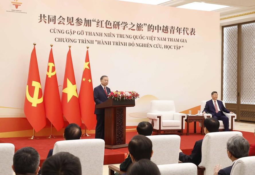 Tổng Bí thư, Chủ tịch nước Tô Lâm phát biểu tại buổi gặp gỡ thanh niên hai nước tham gia chương trình “Hành trình Đỏ nghiên cứu, học tập”. Ảnh: Thống Nhất/TTXVN.