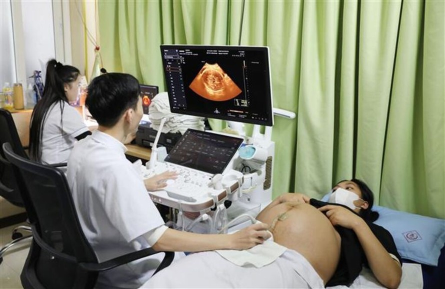 Cập nhật Hướng dẫn quốc gia về các dịch vụ chăm sóc sức khỏe sinh sản