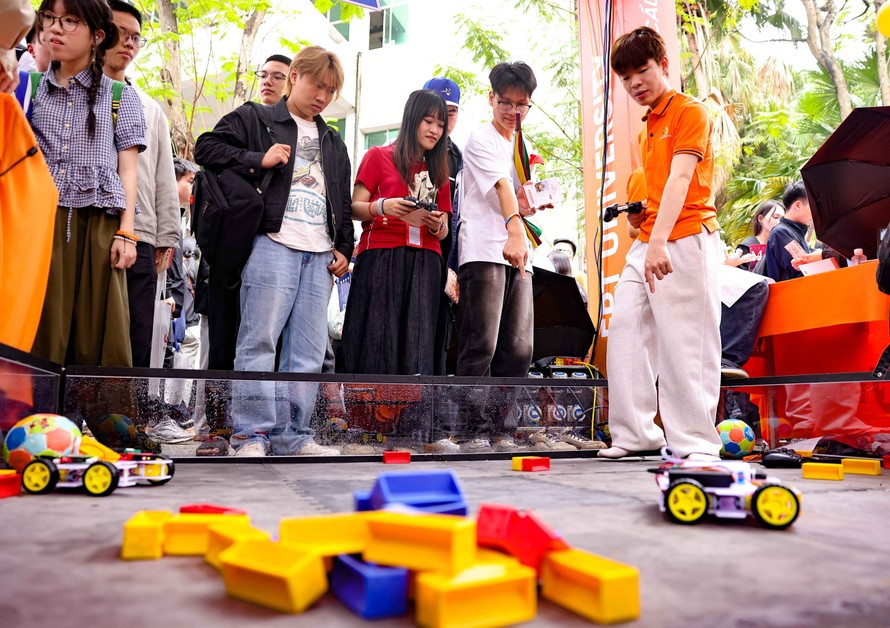 Tuyển sinh đại học 2026: Siết đầu vào, mở rộng ngành học theo nhu cầu thị trường