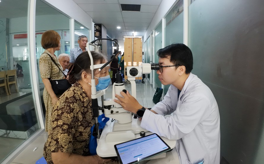 Bộ Y tế lên kế hoạch khám sức khoẻ định kỳ miễn phí cho người dân