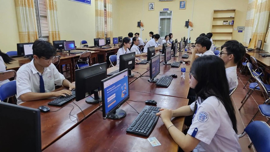Ứng dụng công nghệ trong giáo dục đại học: Đảm bảo liêm chính khoa học