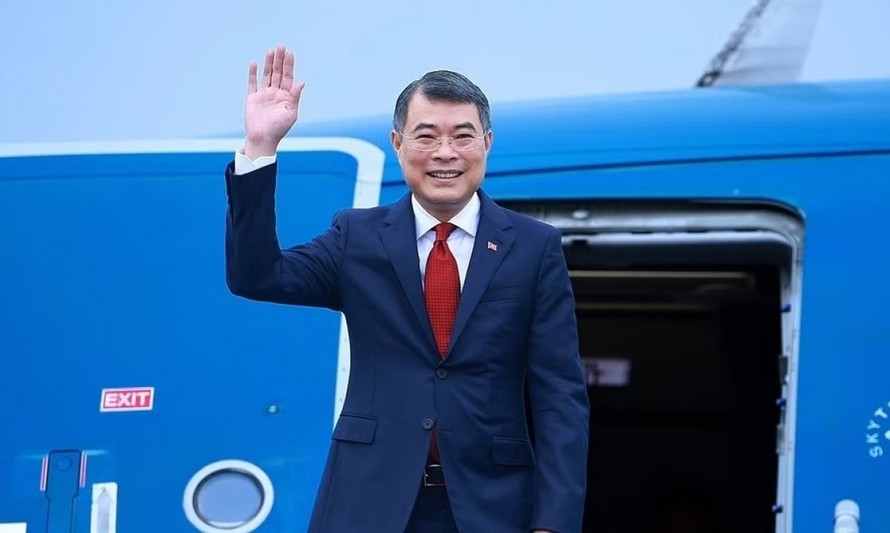 Thủ tướng Lê Minh Hưng lên đường tham dự Hội nghị Cấp cao ASEAN lần thứ 48 tại Cebu, Philippines. Ảnh: Dương Giang/TTXVN.
