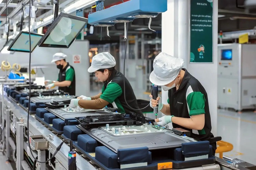 Vốn đầu tư của Việt Nam ra nước ngoài tăng gấp 2,3 lần so với cùng kỳ năm ngoái