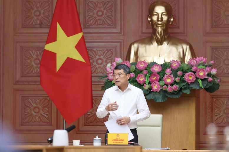 Thủ tướng Lê Minh Hưng chủ trì làm việc với lãnh đạo Bộ Tư pháp. Ảnh: Dương Giang/TTXVN. 
