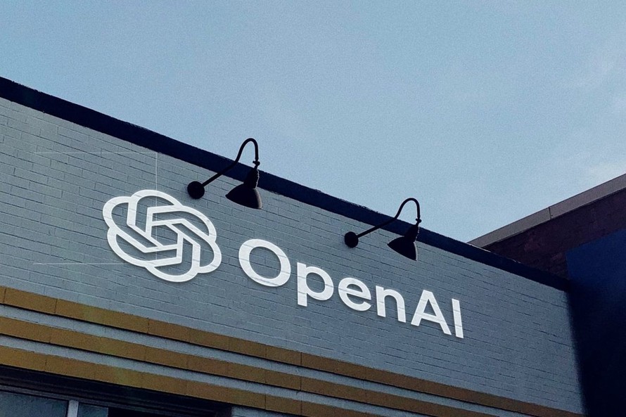 CEO OpenAI bác bỏ cáo buộc "phản bội sứ mệnh" của tỷ phú Elon Musk