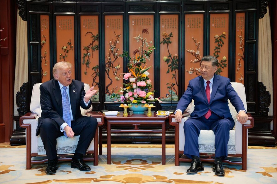 Chủ tịch Trung Quốc Tập Cận Bình và Tổng thống Mỹ Donald Trump đã tiến hành cuộc gặp tiếp theo tại khu Trung Nam Hải, Bắc Kinh.
