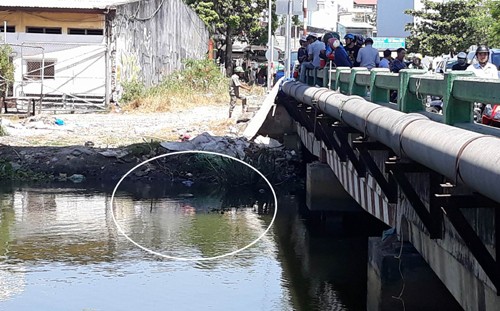 Thi thể nam thanh niên được phát hiện dưới chân cầu Sài Gòn.