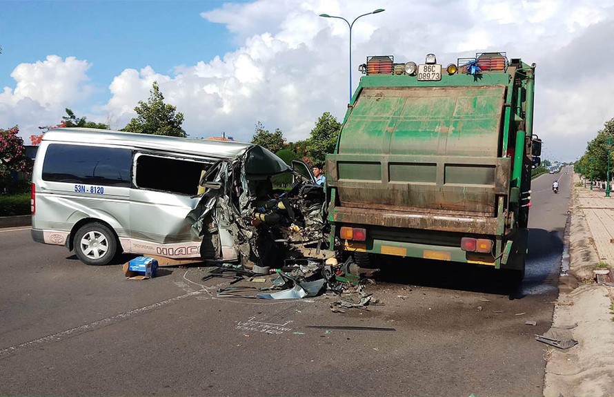 Hiện trường vụ tai nạn thương tâm khiến một phụ nữ trung niên tử 