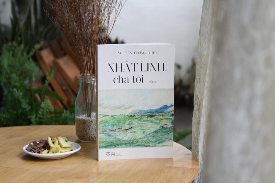 Bìa sách "Nhất Linh, cha tôi".