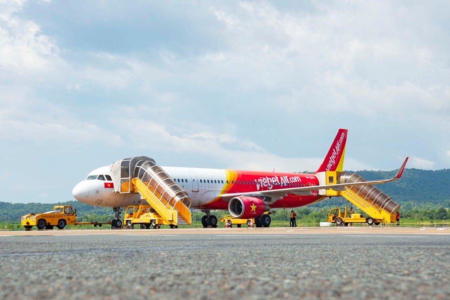 Bùng nổ ngày hội mua sắm cuối năm với cơn mưa vé 0 đồng từ Vietjet