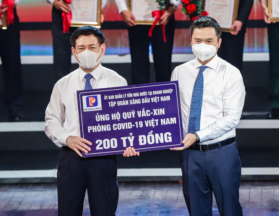 Tháo gỡ vướng mắc xếp loại DNNN đóng góp, ủng hộ phòng, chống dịch COVID-19