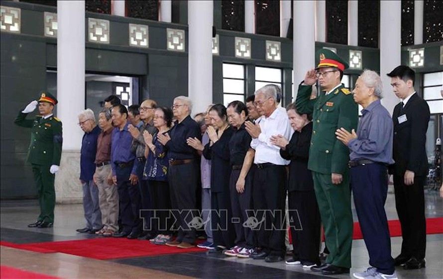 Người bạn lớn Nguyễn Phú Trọng trong tâm trí đồng môn khoa Văn