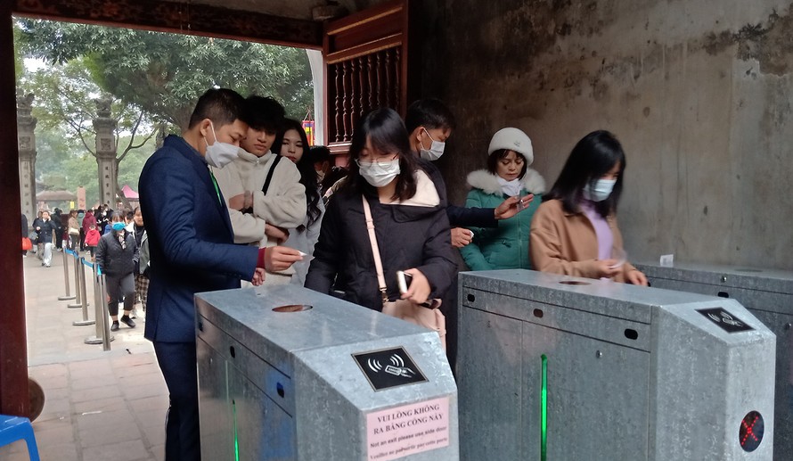 Hệ thống vé điện tử tại Văn Miếu - Quốc Tử Giám.