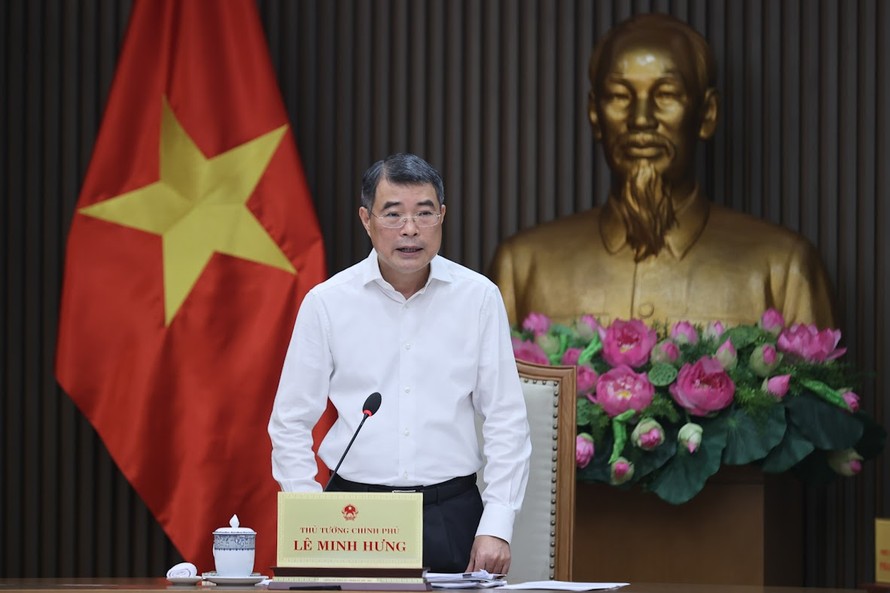 Thủ tướng Lê Minh Hưng chủ trì cuộc họp của Thường trực Chính phủ họp bàn về giải pháp, cách thức thực hiện cải cách, cắt giảm thủ tục hành chính, điều kiện kinh doanh