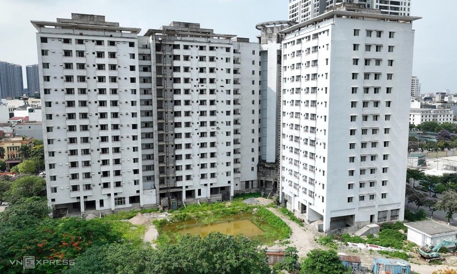 Ngoài khoản hỗ trợ, hộ gia đình, cá nhân được mua 1 căn hộ tái định cư theo giá do Sở Xây dựng xác định.
