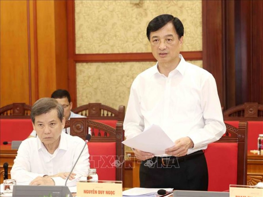Đồng chí Nguyễn Duy Ngọc, Uỷ viên Bộ Chính trị, Bí thư Trung ương Đảng, Trưởng Ban Tổ chức Trung ương, Trưởng Ban Chỉ đạo phát biểu tại phiên họp, chiều 14/5. 