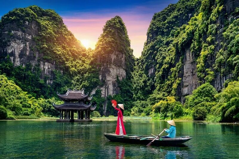Ninh Bình triển khai nhiều giải pháp bảo đảm an ninh, an toàn trong lĩnh vực du lịch