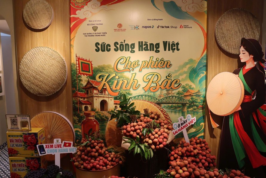  Bộ Công Thương đồng hành mở lối tiêu thụ nông sản vùng miền