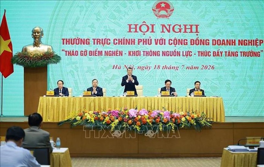 Thủ tướng Lê Minh Hưng chủ trì Hội nghị Thường trực Chính phủ với cộng đồng doanh nghiệp.