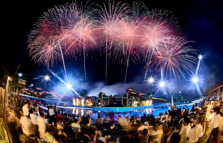 Pháo hoa được bắn vào các tối 29/8 và 1/9 tại Sun World Vung Tau. Ảnh: Sun World Vung Tau