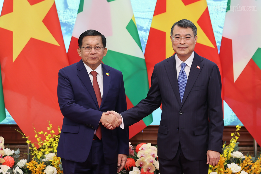 Thủ tướng Lê Minh Hưng hội kiến Tổng thống Myanmar Min Aung Hlaing