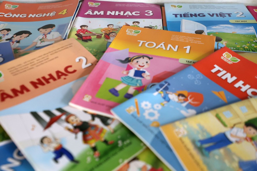 Năm học 2026-2027: Tập trung xử lý thiếu sách giáo khoa, triển khai giáo dục AI