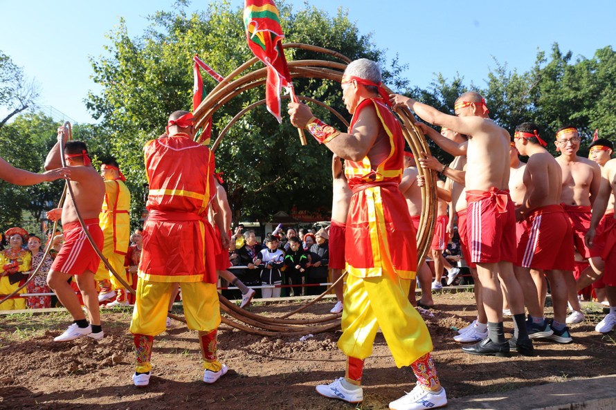 Di sản kéo co - Sợi dây kết nối Thủ đô với thế giới