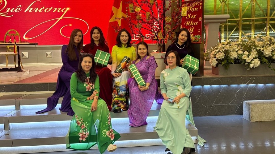 Xuân Quê hương rộn ràng tại "xứ sở Kim Chi"