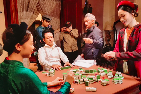 Thấy gì từ việc phim Nhà nước đặt hàng ra rạp?