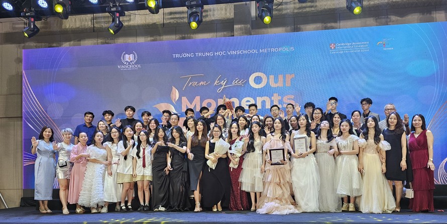 Xúc động Lễ trưởng thành của học sinh khối 9 trường THCS Vinschool Metropolis