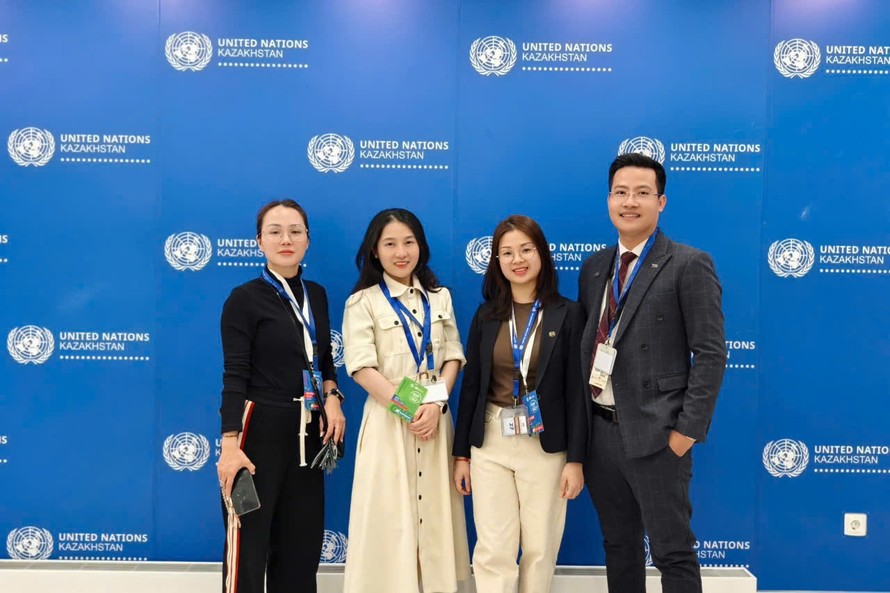 Đoàn đại diện Liên hiệp các hội UNESCO Việt Nam tham dự Diễn đàn Thanh niên Toàn cầu lần thứ nhất. Ảnh: Mạnh Hiếu