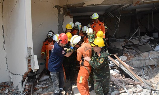 "Kỳ tích" cứu sống nạn nhân động đất tại Myanmar qua lời kể của Thiếu tá Quân đội 