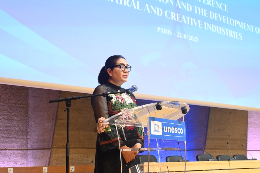 Đạo diễn Nguyễn Việt Thanh nhận vinh danh "Sứ mệnh tiên phong trên hành trình di sản"