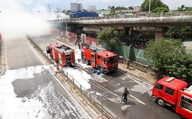 Bộ Xây dựng chỉ đạo khẩn sau vụ hoả hoạn dưới gầm cầu Vĩnh Tuy