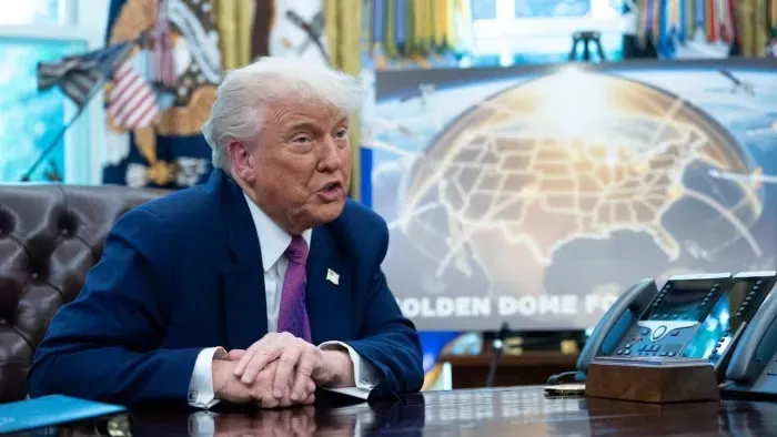 Tổng thống Trump gom trái phiếu