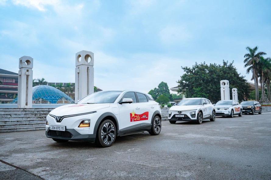 Người dùng Việt tâm đắc với VF 6: Giá hợp lý, trang bị chuẩn, vận hành xuất sắc