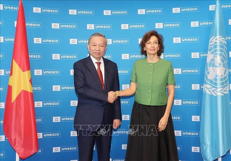 Tổng Bí thư Tô Lâm và bà Audrey Azoulay, nguyên Tổng Giám đốc UNESCO. Ảnh: TTXVN 