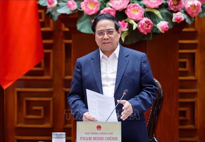 Thủ tướng Phạm Minh Chính chủ trì cuộc làm việc của Thường trực Chính phủ với lãnh đạo thành phố Hà Nội về Quy hoạch tổng thể Thủ đô Hà Nội tầm nhìn 100 năm. Ảnh: Dương Giang